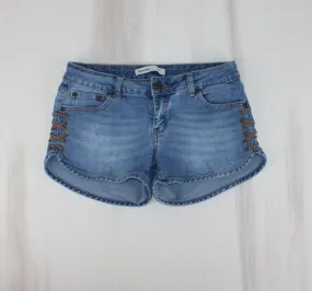 BLUENOTES JEAN SHORTS WITH CRISSCROSS DESIGN LADIES SIZE 27 EUC