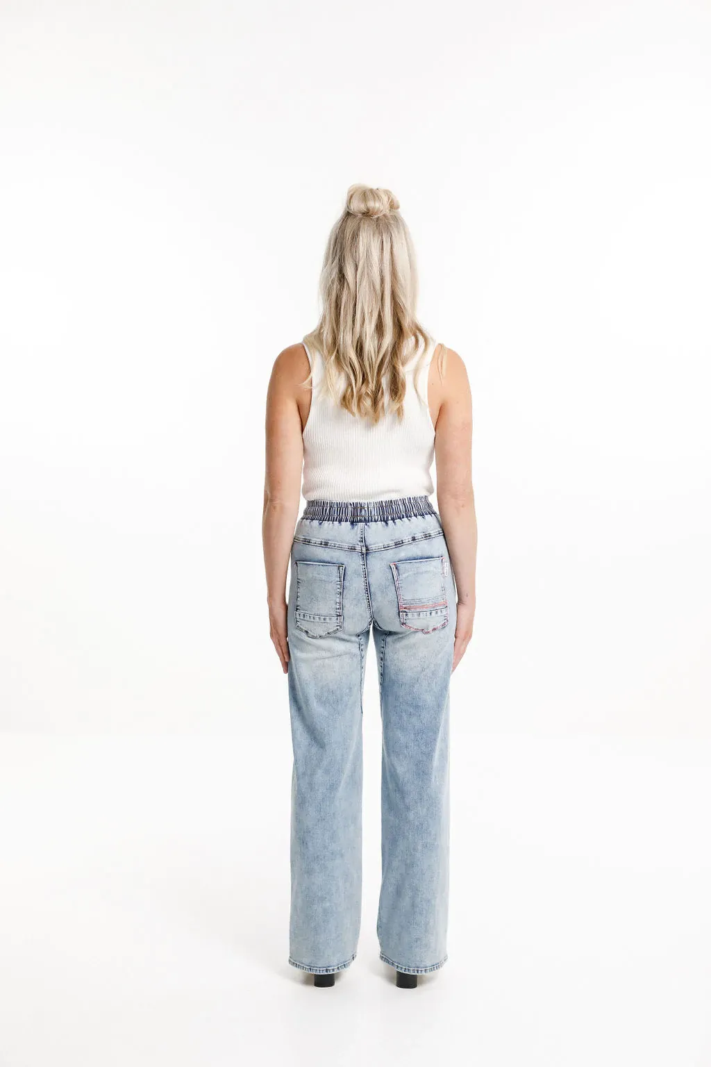 Home-Lee Jennifer Jeans  - Snow Wash