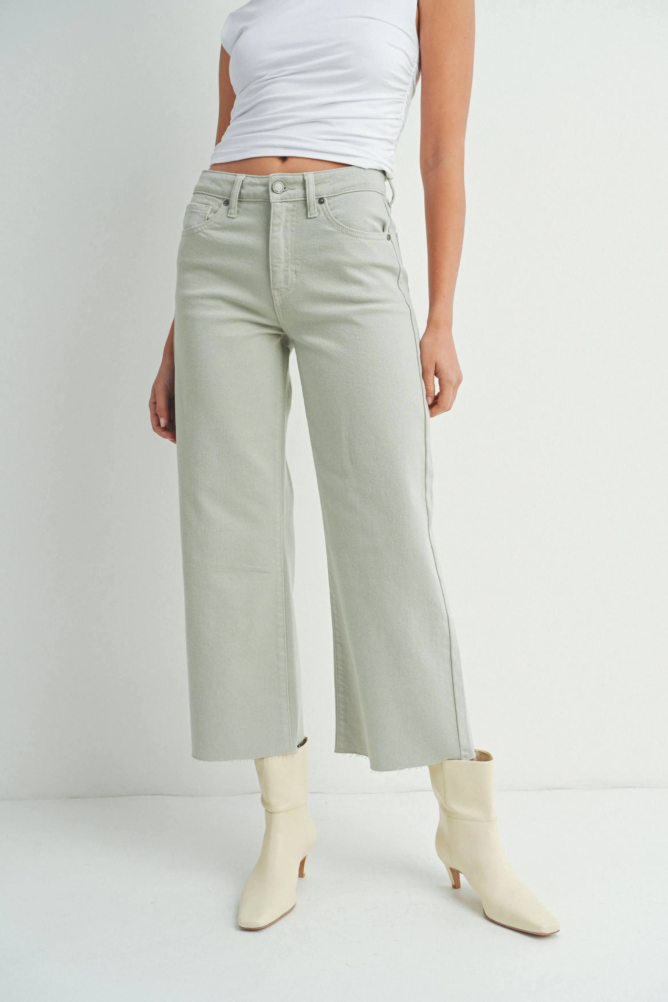 Victoria Wide Leg Jeans